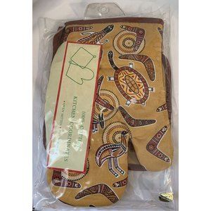 Kitchen Coordinates Pot Holder and Oven Mitt Gold Burgundy New Set of 2